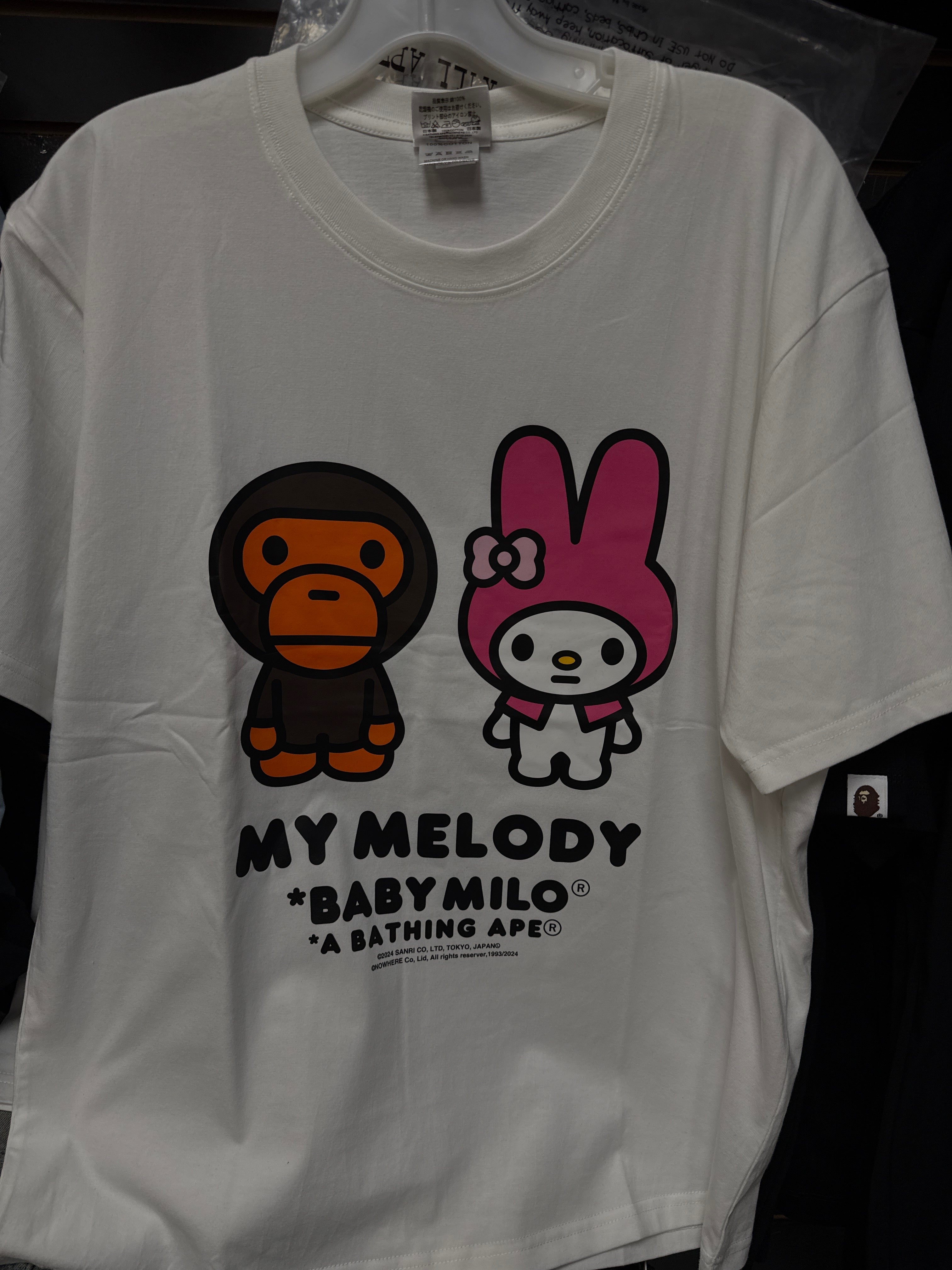 Bape x hello Kitty 1 to 1