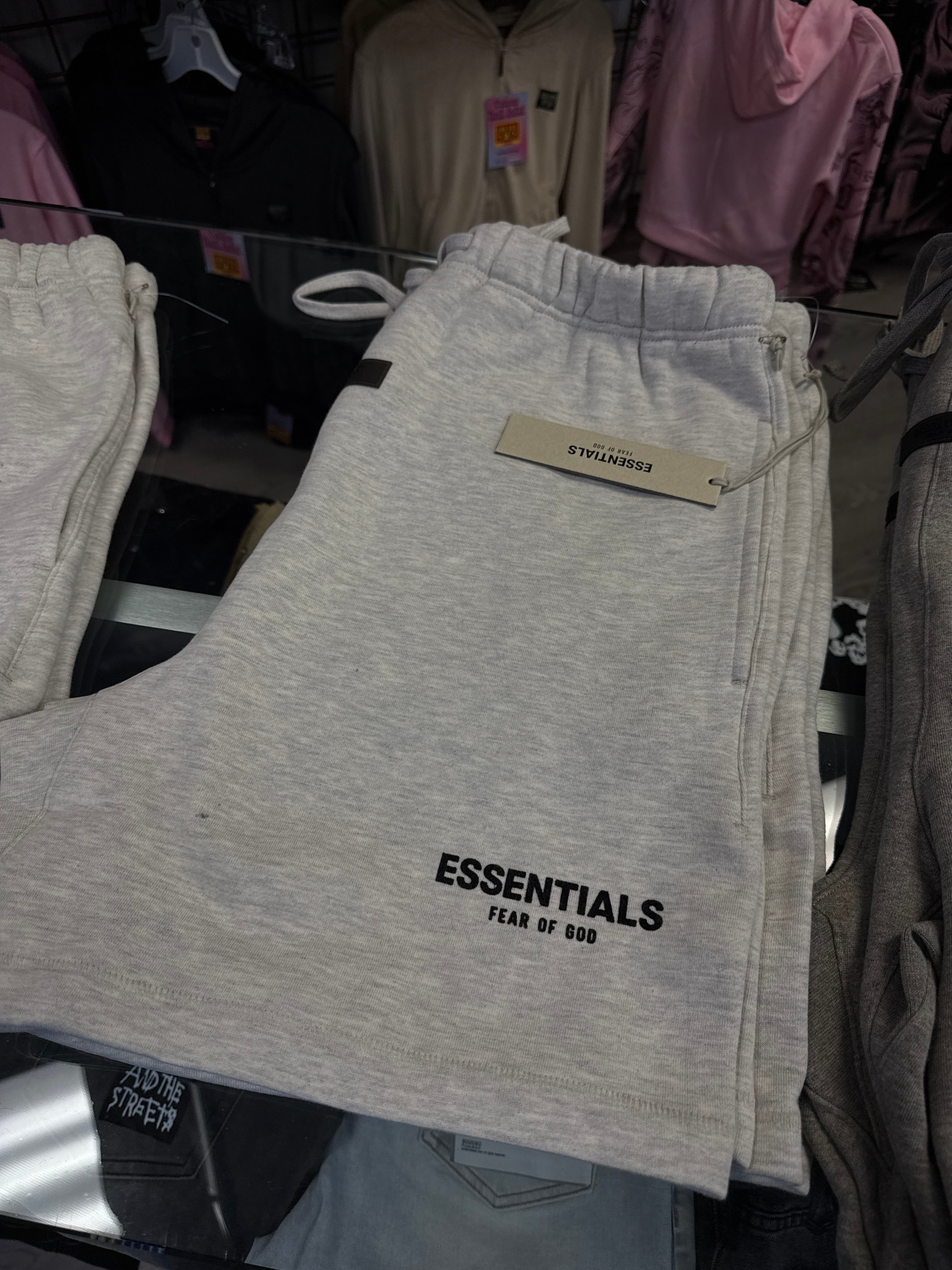 Essential shorts 1 to 1